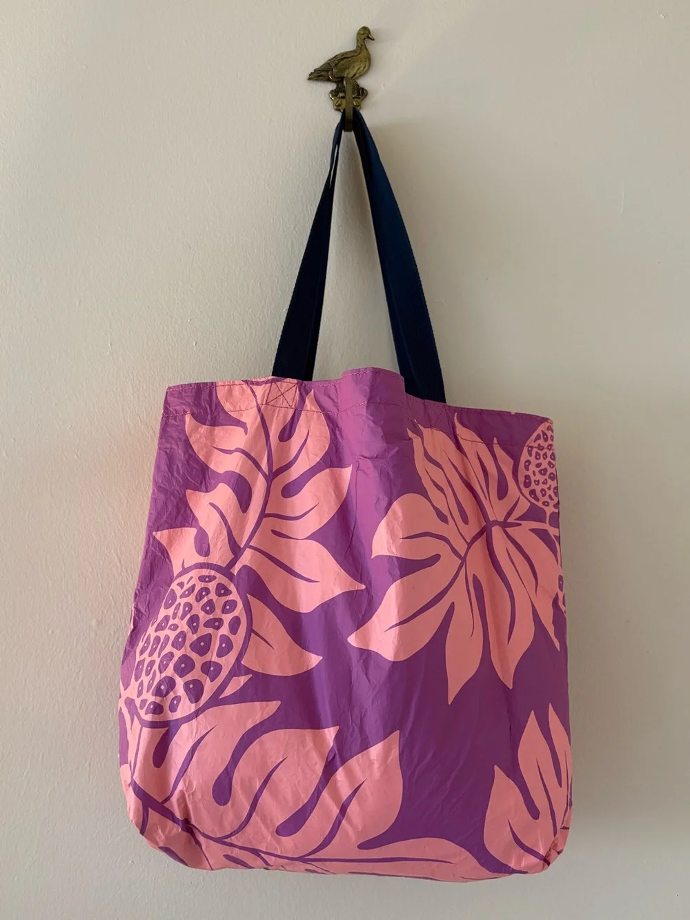 ALOHA Collection Packable Limited Edition reversible tote bag - New with tags